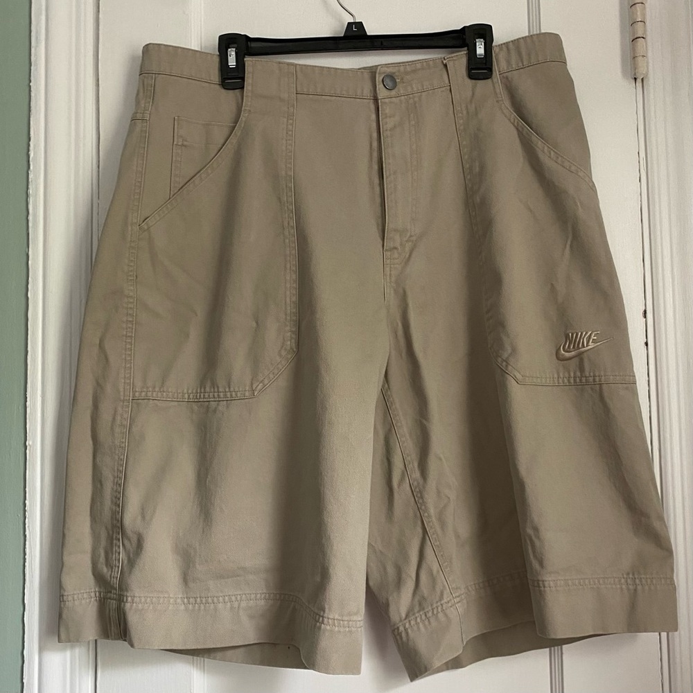 Nike Men’s Shorts Flat Front Design with Front/ Back Pockets,belt Loops, Sz: 38
